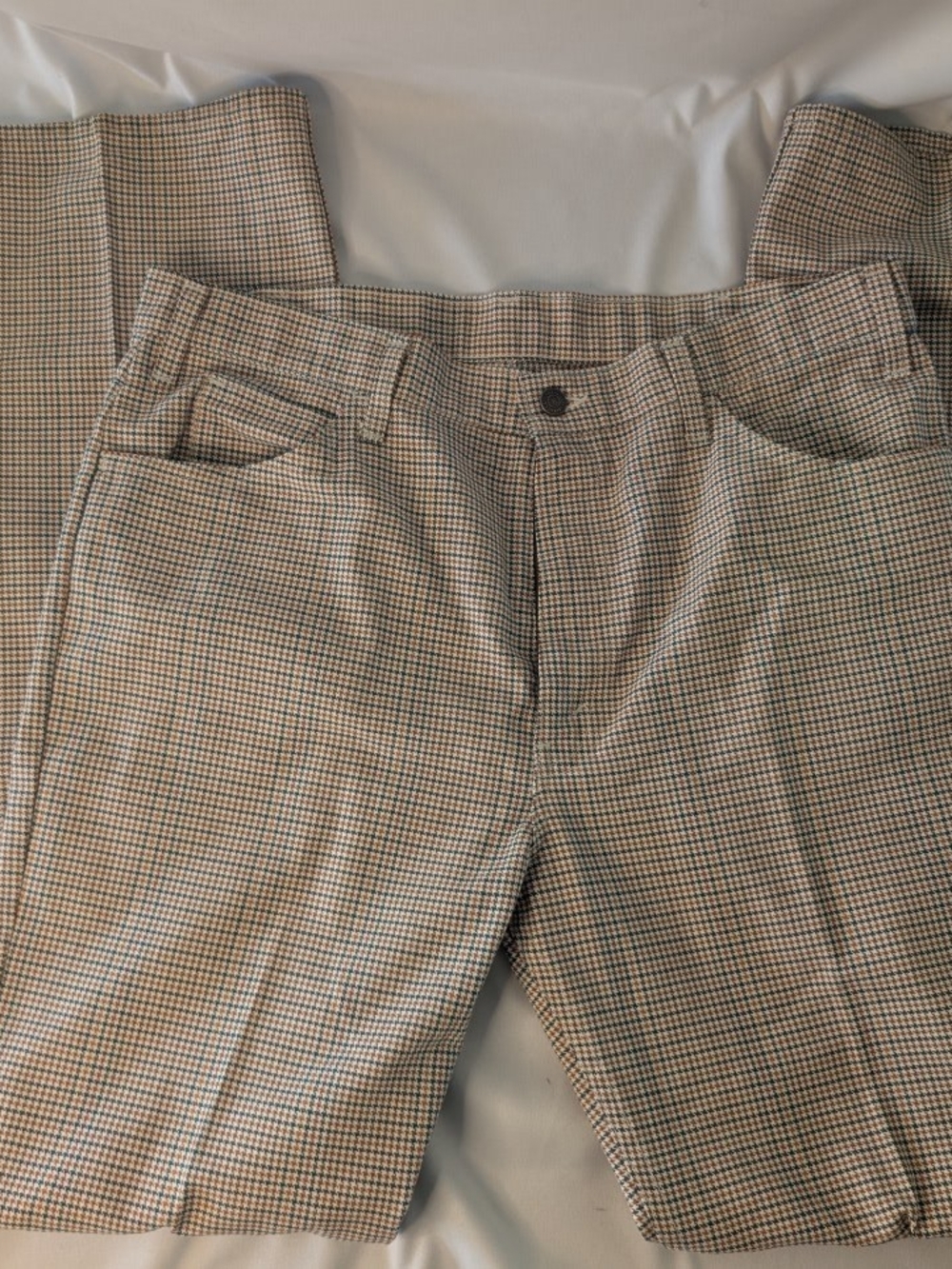 Levi's Vintage Men's Classic Houndstooth Dress Pants in Beige/Black